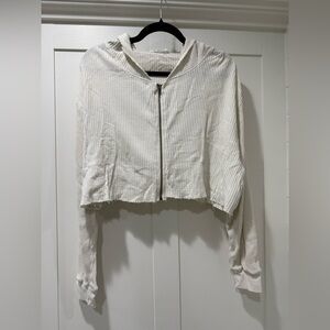 Double Zero Cream Cropped Frayed Hoodie‎